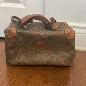 Vintage leather Bag style Etro